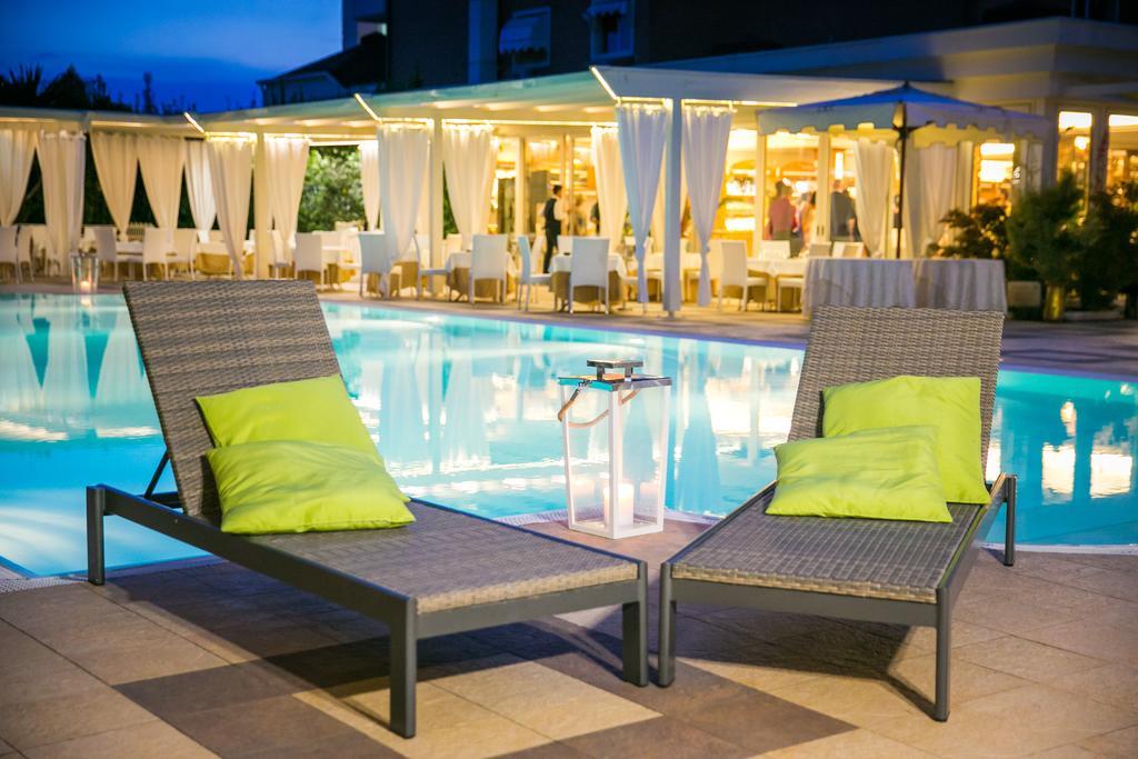 Hotel Ares Pontinia Екстериор снимка