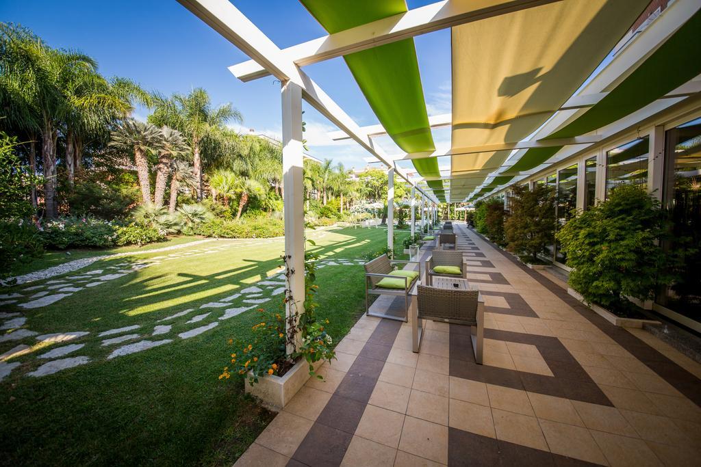 Hotel Ares Pontinia Екстериор снимка